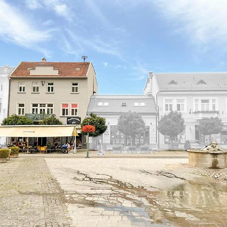 Apartman Vita Deluxe Trencin Luaran gambar