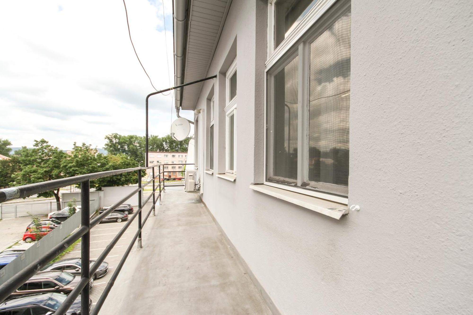 Apartman Vita Deluxe Trencin Luaran gambar