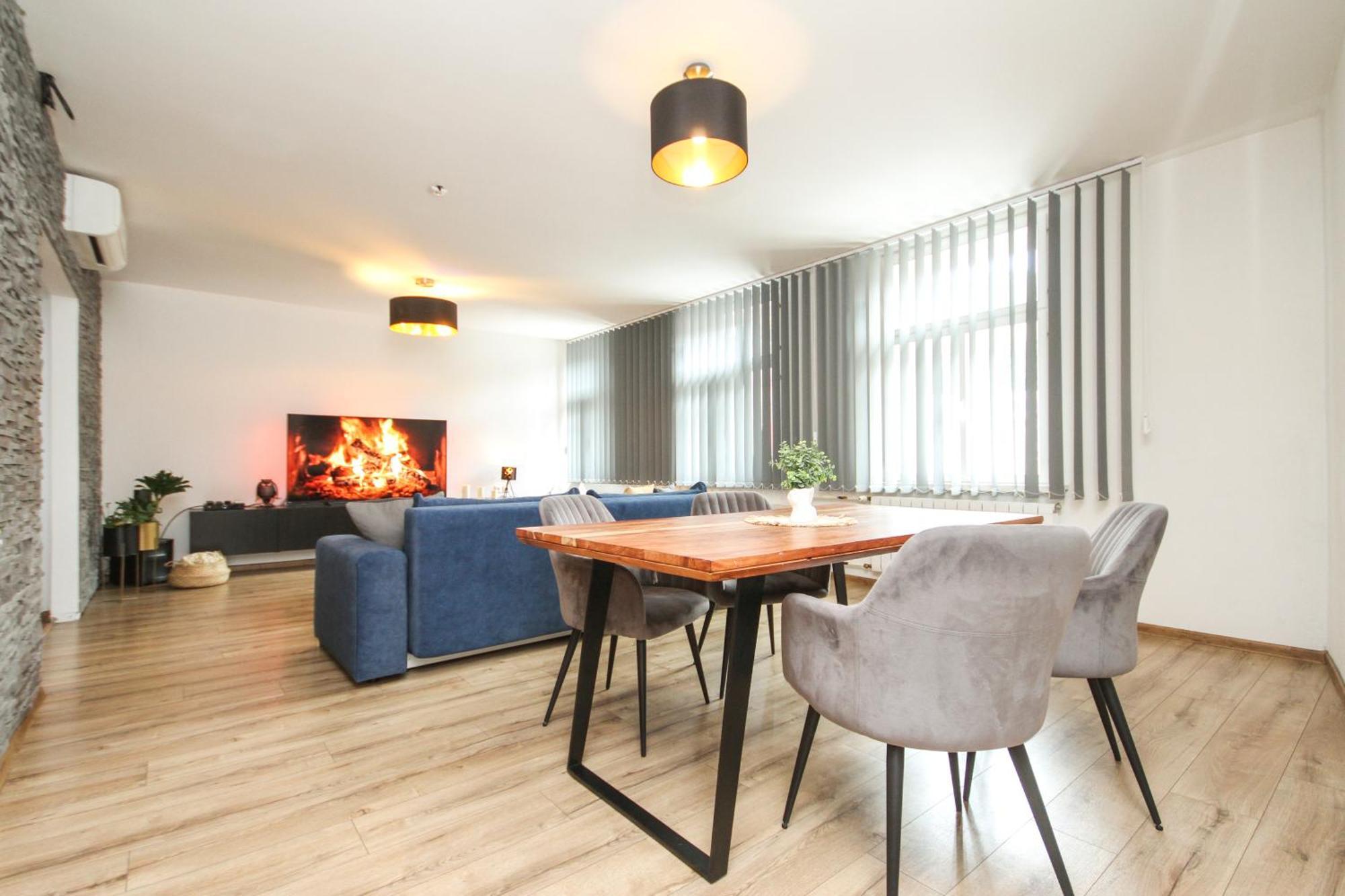Apartman Vita Deluxe Trencin Luaran gambar