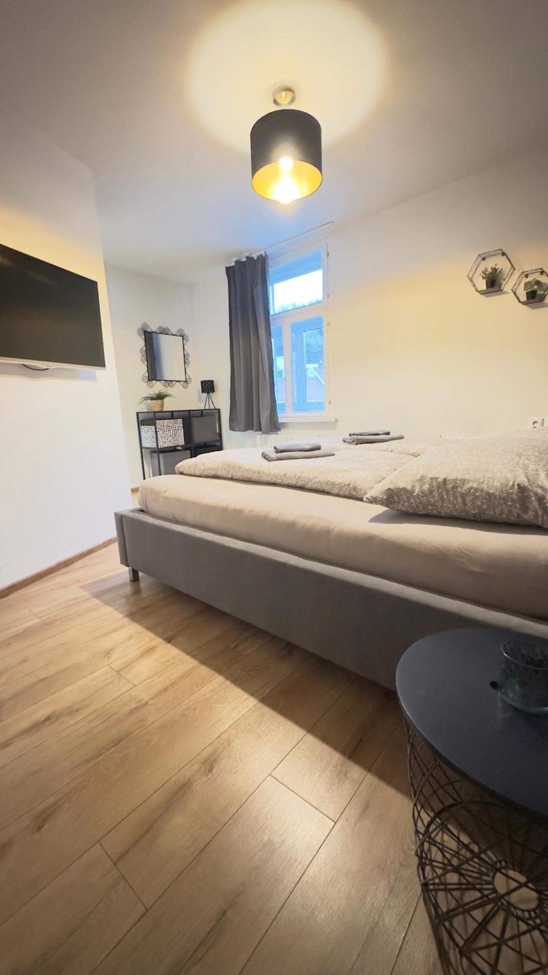 Apartman Vita Deluxe Trencin Luaran gambar