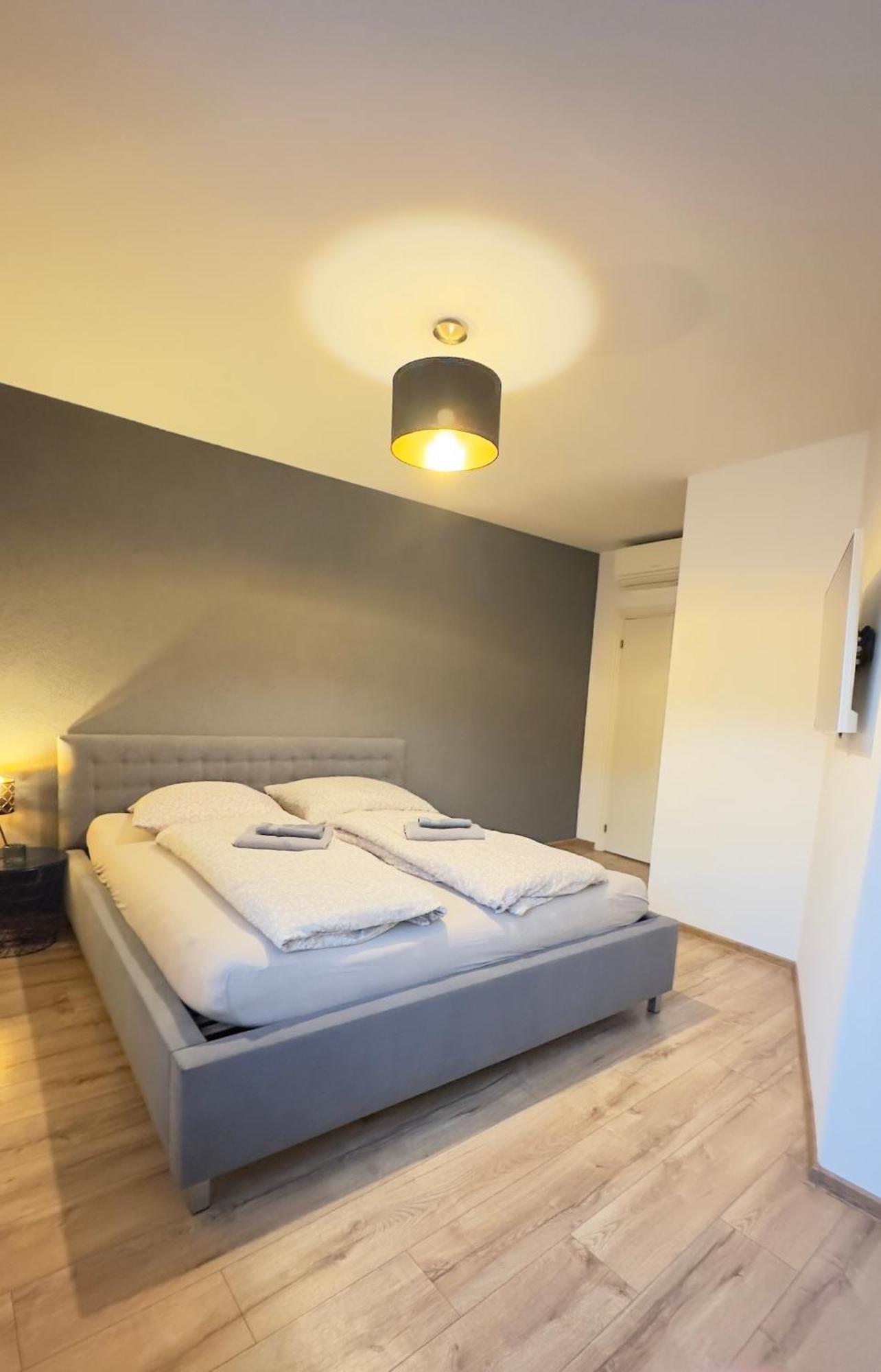 Apartman Vita Deluxe Trencin Luaran gambar